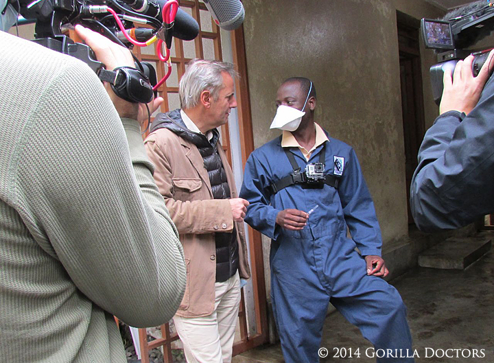 Dr. Martin is interviewed by French anchorman Bernard de la Villardière.