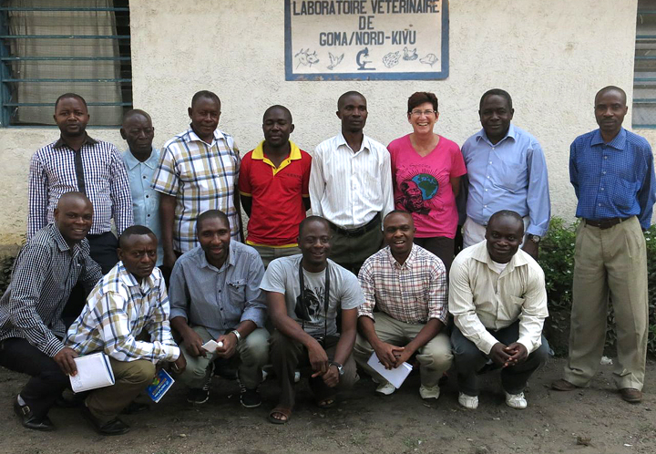 Gorilla Doctors staff, regional veterinarians and Bärbel gather for a photo outside of the Goma lab.