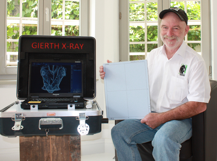 Dr. Mike with the newly acquired Gierth portable X ray machine.
